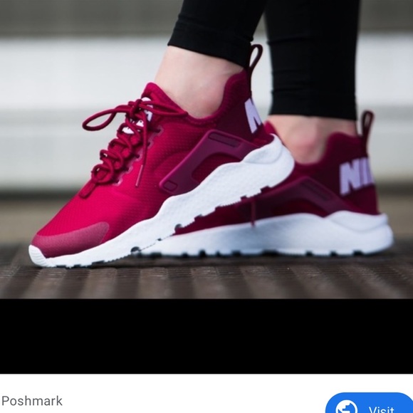 مراقب تسرب مثمر nike huarache maroon 